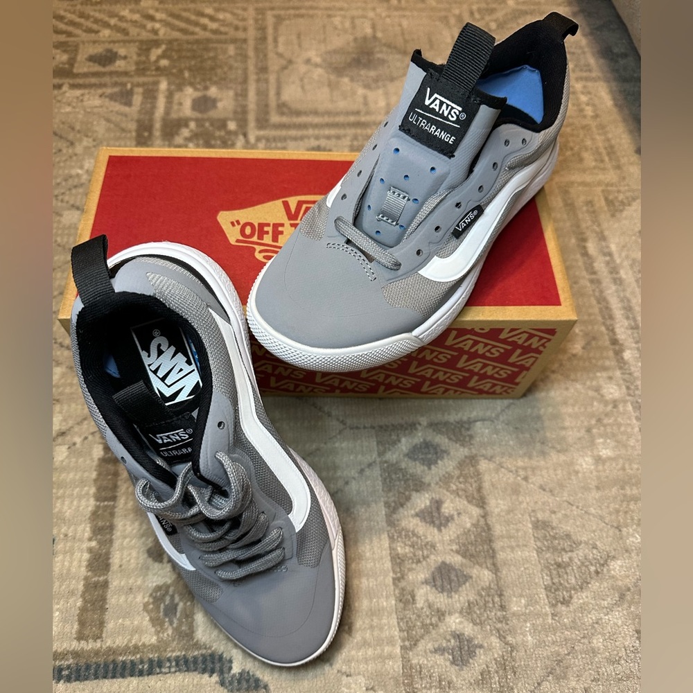 VANS Unisex UltraRange EXO - **Mint Condition**